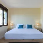Casa Ained - Beachfront Luxury 빌라 *