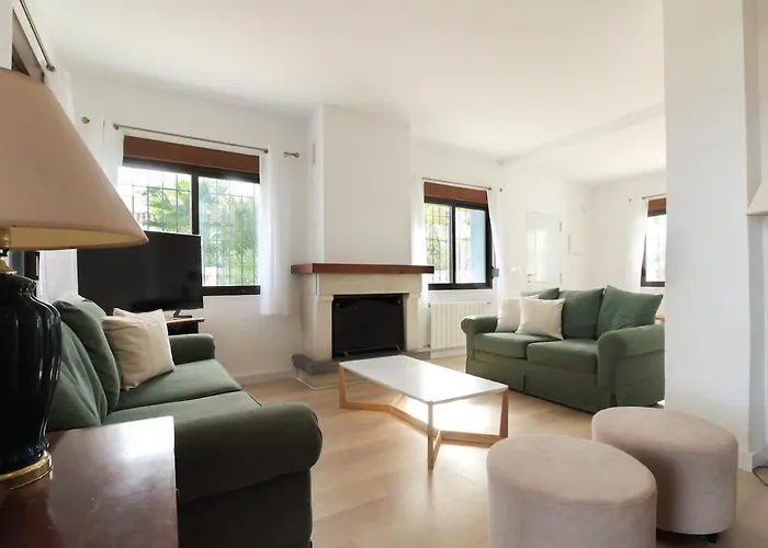 Villa Casa Ained - Beachfront Luxury
