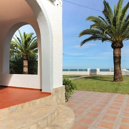 Casa Ained - Beachfront Luxury Villa