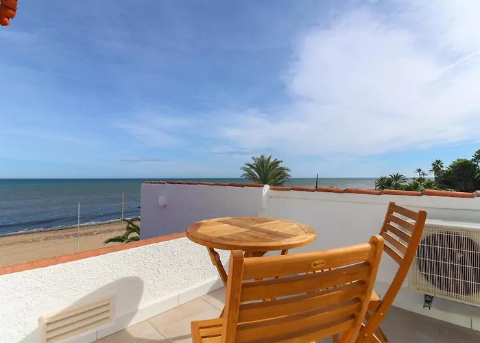 Casa Ained - Beachfront Luxury Villa